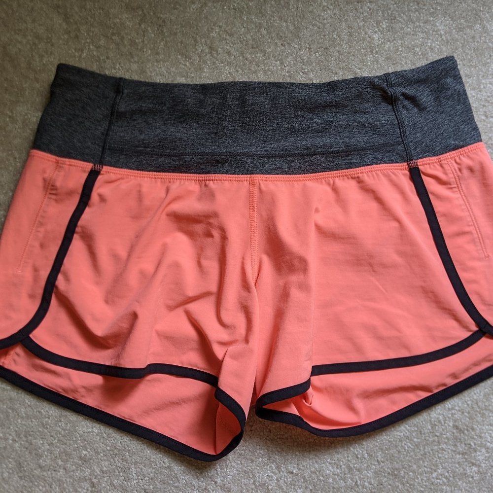 Lululemon Run Times Shorts - Grapefruit
